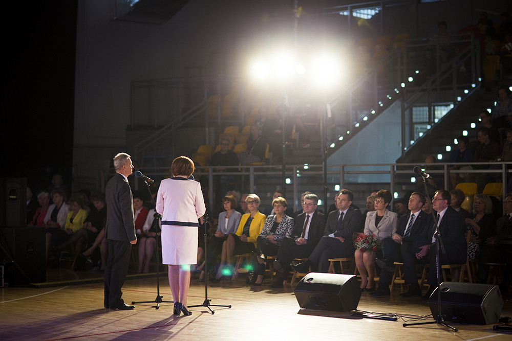 przegląd 2016 2